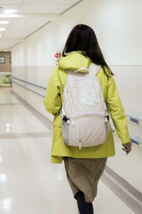 媽媽和她的母親