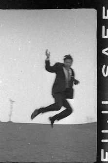 關於黃華成 / 未完成・黃華成